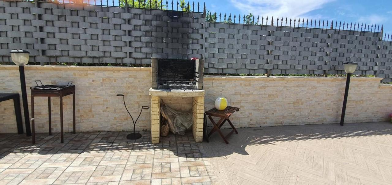 Villa Marianna Con Piscina Privata Ampi Spazi Esterni E Wifi Free เทรเบีย ภายนอก รูปภาพ