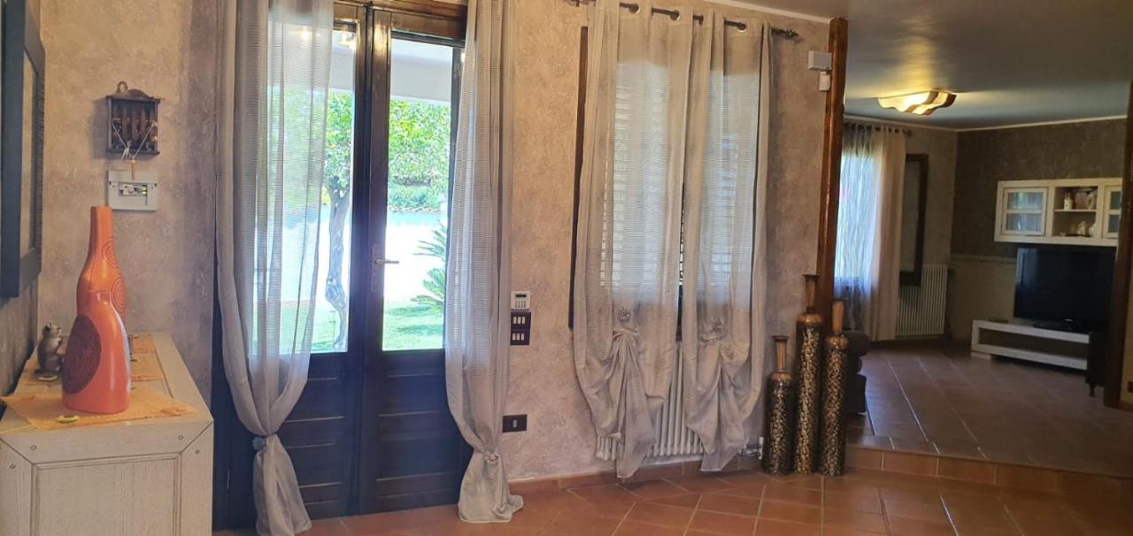 Villa Marianna Con Piscina Privata Ampi Spazi Esterni E Wifi Free เทรเบีย ภายนอก รูปภาพ