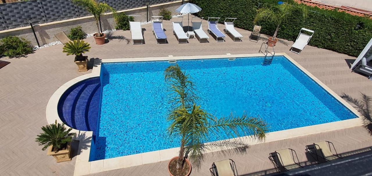 Villa Marianna Con Piscina Privata Ampi Spazi Esterni E Wifi Free เทรเบีย ภายนอก รูปภาพ