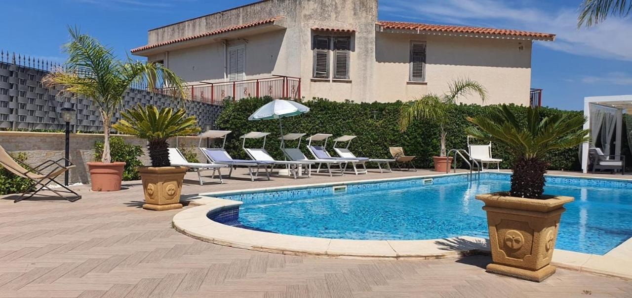 Villa Marianna Con Piscina Privata Ampi Spazi Esterni E Wifi Free เทรเบีย ภายนอก รูปภาพ